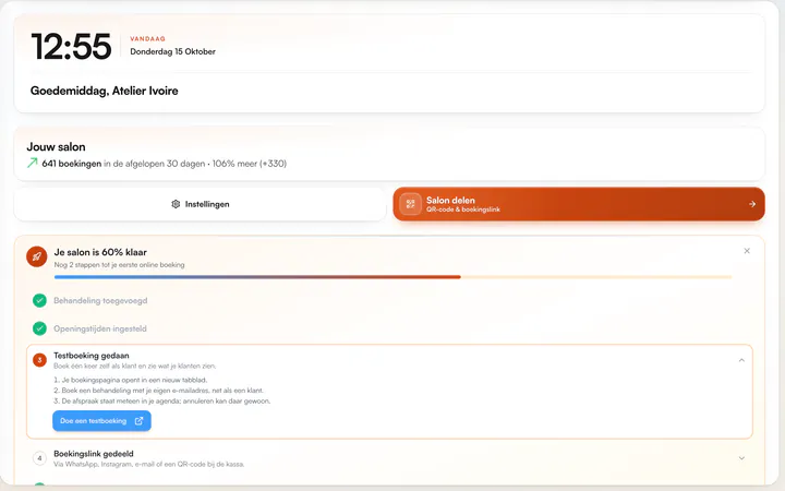 Dashboard (Home) met de klok en begroeting, Jouw salon met het aantal boekingen, de knoppen Instellingen en Salon delen en de inrichtingschecklist